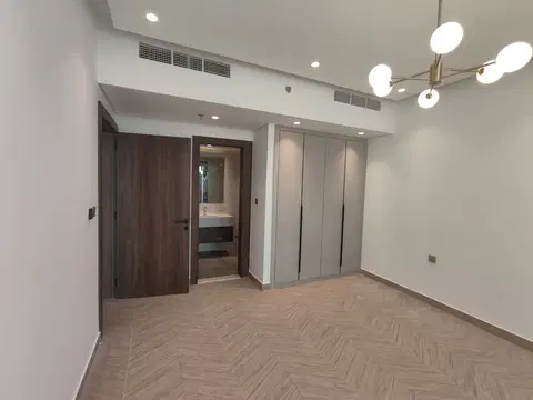 Ход строительства Altai Tower, JVT District 1 — 11 августа 2026, готовность 95,00%, снимок 4 из 19