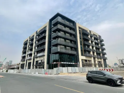 Belmont Residences, Jumeirah Village Triangle construction progress — 26 March 2026, 90.01% complete, photo 1 of 9