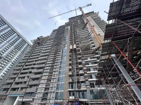 The Highbury at MBR City, Sobha Hartland construction progress — 18 December 2025, 63.57% complete, photo 1 of 9
