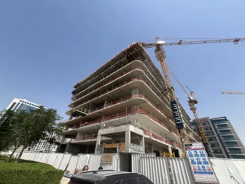Ход строительства Samana Ivy Gardens, DubaiLand Residence Complex — 28 апреля 2026, готовность 27,49%, снимок 5 из 6