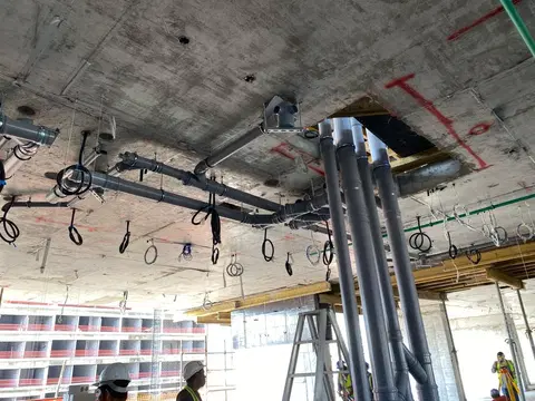 Binghatti Amber, Jumeirah Village Circle construction progress — 11 January 2024, 35.00% complete, photo 11 of 12