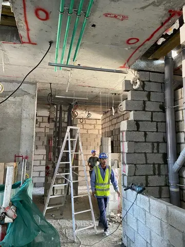 Binghatti Amber, Jumeirah Village Circle construction progress — 11 January 2024, 35.00% complete, photo 9 of 12