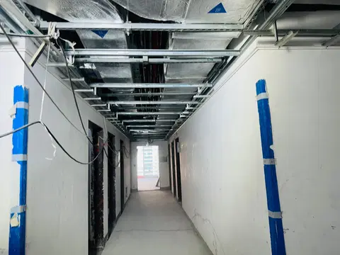 Ход строительства Uh West By Ellington, Jumeirah Lakes Towers — 30 августа 2025, готовность 36.40%, снимок 2 из 8
