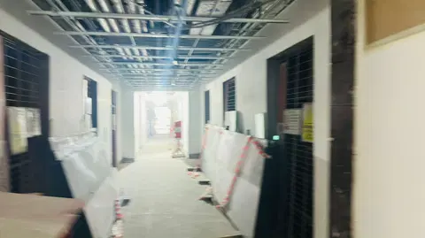 Uh East By Ellington, Jumeirah Lakes Towers construction progress — 11 June 2026, 46.80% complete, photo 3 of 14