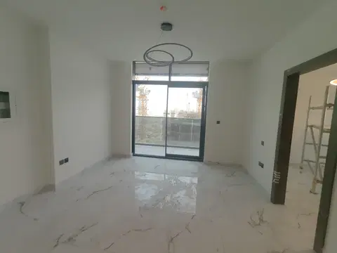 Ход строительства Lilium Tower, JVT District 2 — 14 августа 2026, готовность 97,70%, снимок 14 из 16