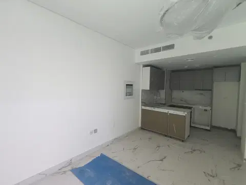 Ход строительства Lilium Tower, JVT District 2 — 14 августа 2026, готовность 97,70%, снимок 10 из 16