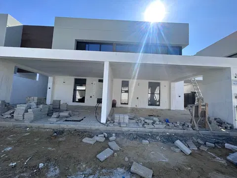 California Village, California Village construction progress — 8 December 2025, 93.20% complete, photo 2 of 19