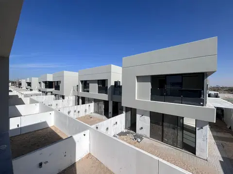 California Village, California Village construction progress — 8 December 2025, 93.20% complete, photo 9 of 19