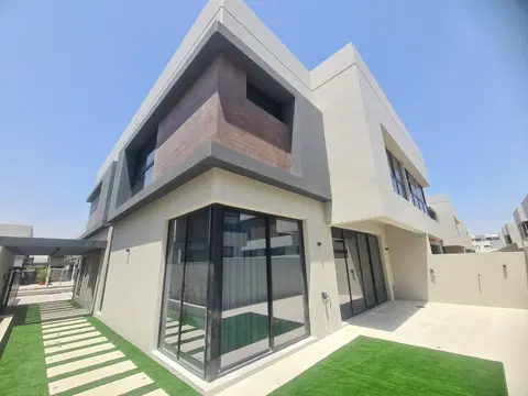 California Village, California Village construction progress — 8 May 2026, 95.07% complete, photo 12 of 15