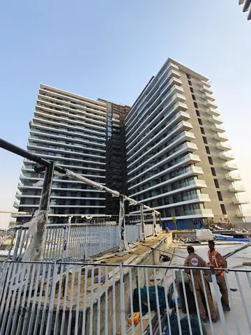 Ход строительства Greenside Residence, Dubai Hills Estate — 14 сентября 2026, готовность 93.32%, снимок 5 из 10