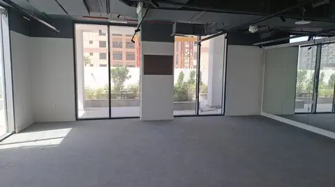 Ход строительства V1TER, Jumeirah Village Circle — 17 апреля 2026, готовность 95.01%, снимок 7 из 8