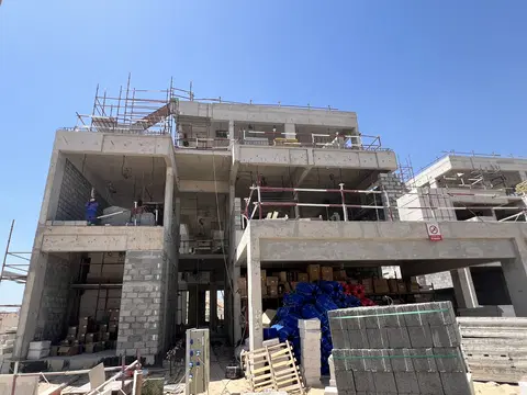 Ход строительства The Waterside Villas By Ellington, Majan — 9 июня 2026, готовность 31,74%, снимок 6 из 8