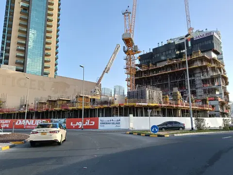 Elitz 3 by Danube, JVC District 13 construction progress — 4 February 2026, 25.89% complete, photo 2 of 6
