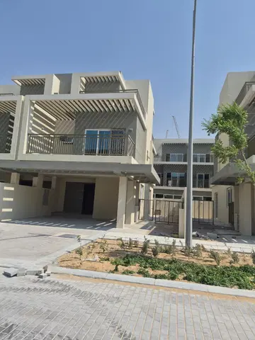 Ход строительства Damac Hills (2) - Violet, Damac Hills 2 — 30 сентября 2026, готовность 95.19%, снимок 2 из 8