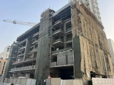 Riviera Chalet, JVC District 10 construction progress — 7 November 2025, 39.64% complete, photo 5 of 9