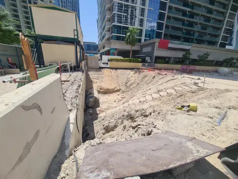 77s, Business Bay construction progress — 18 June 2026, 13.69% complete, photo 1 of 10