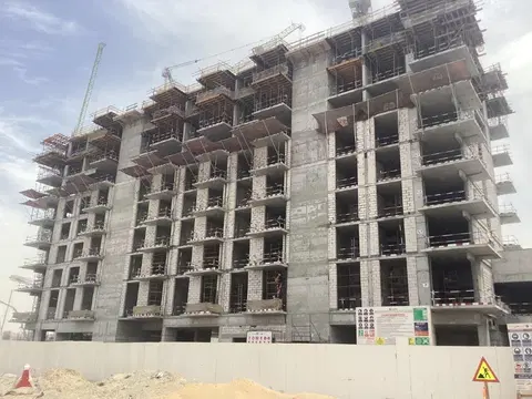 Ход строительства Club Drive, Dubai Hills Estate — 15 апреля 2025, готовность 27.23%, снимок 3 из 4