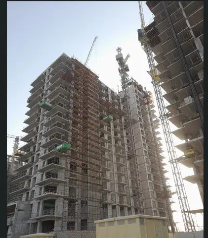 Ход строительства Club Drive, Dubai Hills Estate — 29 сентября 2025, готовность 43.62%, снимок 2 из 7