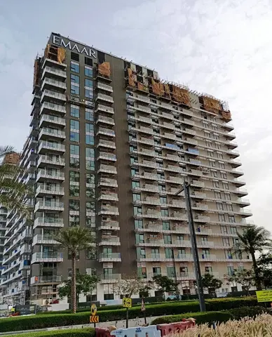Ход строительства Club Drive, Dubai Hills Estate — 4 мая 2026, готовность 75,08%, снимок 6 из 7