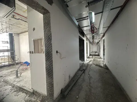 Ход строительства Santorini Residences, JVT District 2 — 23 апреля 2026, готовность 43,32%, снимок 6 из 8