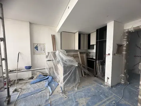 Ход строительства Santorini Residences, JVT District 2 — 23 апреля 2026, готовность 43,32%, снимок 3 из 8