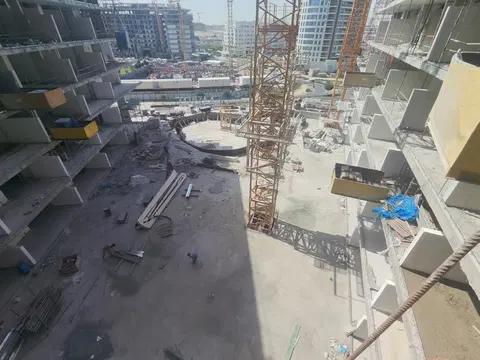 Ход строительства Empire Estates, Arjan — 27 апреля 2026, готовность 42.64%, снимок 2 из 13