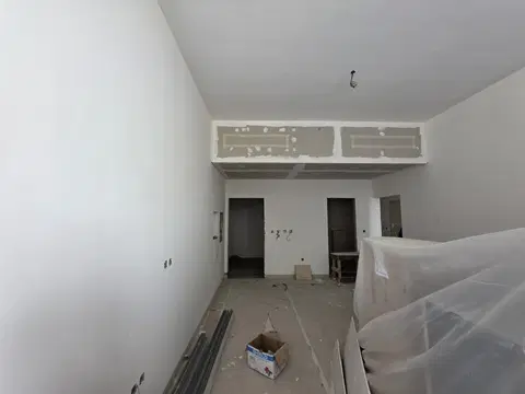Ход строительства Royal Regency Suites, Business Bay — 19 августа 2026, готовность 56.18%, снимок 6 из 9