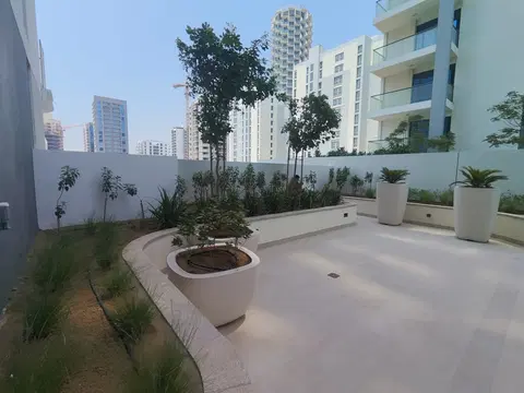 Ход строительства Avant Garde Residences By Skyline, Jumeirah Village Circle — 24 августа 2026, готовность 100,00%, снимок 5 из 19