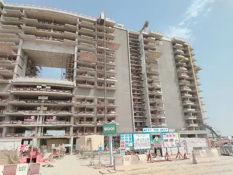 Azizi Venice 4, Azizi Venice construction progress — 16 July 2025, 47.85% complete, photo 4 of 8