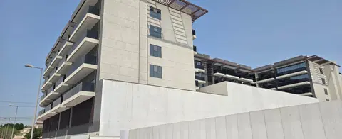 Ход строительства Emerald Vision Tower, JVT District 1 — 15 августа 2025, готовность 100,00%, снимок 11 из 13