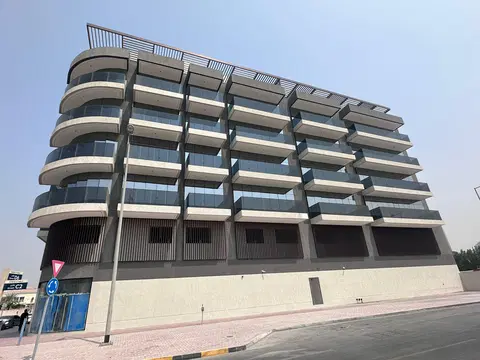 Ход строительства Emerald Vision Tower, JVT District 1 — 15 августа 2025, готовность 100,00%, снимок 10 из 13