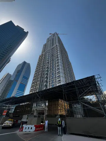 Ход строительства Hilton Residences Dubai Jumeirah Lakes Towers, Jumeirah Lakes Towers — 9 октября 2025, готовность 62,97%, снимок 6 из 8