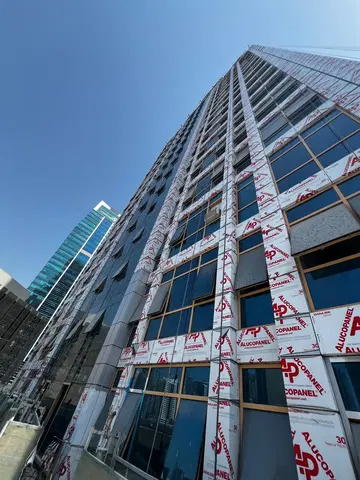 Ход строительства Hilton Residences Dubai Jumeirah Lakes Towers, Jumeirah Lakes Towers — 9 октября 2025, готовность 62,97%, снимок 1 из 8