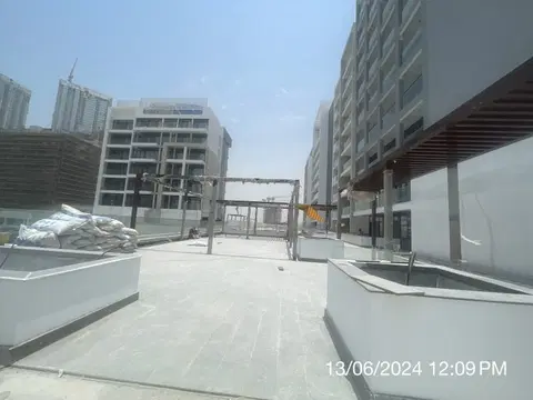 Ход строительства Azizi Riviera 61, Azizi Riviera — 13 июня 2024, готовность 80.56%, снимок 10 из 10