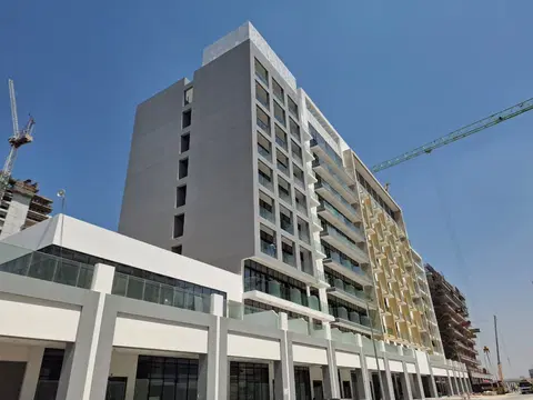 Azizi Riviera 61, Azizi Riviera construction progress — 27 March 2025, 100.00% complete, photo 6 of 13
