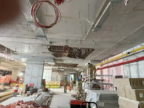 Azizi Venice 1, Azizi Venice construction progress — 21 July 2025, 52.47% complete, photo 5 of 6