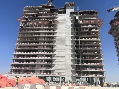 Azizi Venice 5, Azizi Venice construction progress — 10 April 2025, 34.52% complete, photo 1 of 5