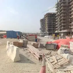 Azizi Venice 9, Azizi Venice construction progress — 7 August 2025, 37.53% complete, photo 5 of 9