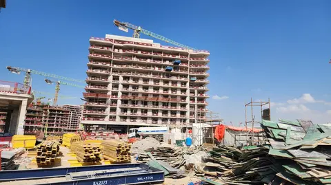 Azizi Venice 9, Azizi Venice construction progress — 6 January 2026, 47.49% complete, photo 3 of 9