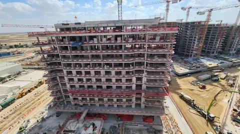 Azizi Venice 9, Azizi Venice construction progress — 6 January 2026, 47.49% complete, photo 2 of 9