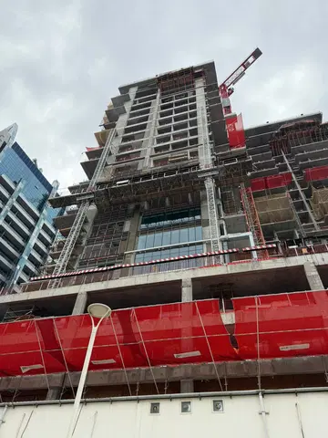 The Crestmark, Business Bay construction progress — 23 April 2026, 43.63% complete, photo 7 of 14