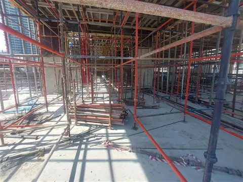10 Oxford, JVC District 10 construction progress — 2 April 2025, 23.38% complete, photo 4 of 6
