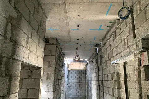 10 Oxford, JVC District 10 construction progress — 27 August 2025, 50.09% complete, photo 3 of 8