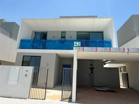Park Gate, Park Gate construction progress — 3 June 2026, 83.08% complete, photo 1 of 9