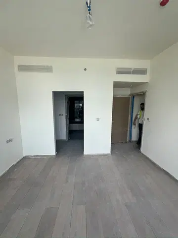 Ход строительства Mallside Residence, Dubai Hills Estate — 10 сентября 2026, готовность 83,42%, снимок 5 из 8