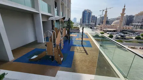 Ход строительства Hyde Walk Residence, Jumeirah Garden City — 17 ноября 2025, готовность 100.00%, снимок 10 из 14