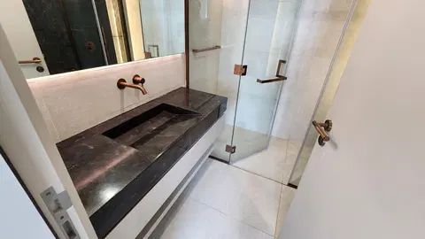 Ход строительства Hyde Walk Residence, Jumeirah Garden City — 17 ноября 2025, готовность 100.00%, снимок 9 из 14