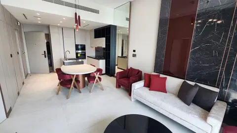 Ход строительства Hyde Walk Residence, Jumeirah Garden City — 17 ноября 2025, готовность 100.00%, снимок 8 из 14