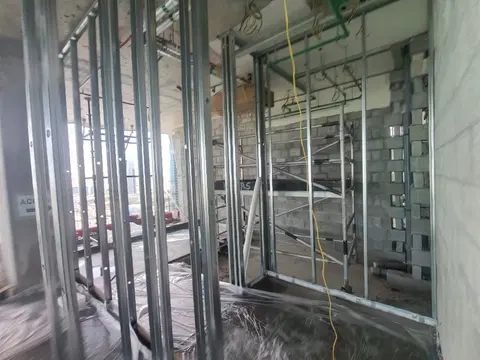 Iconic Tower, Dubai Media City construction progress — 30 April 2026, 29.03% complete, photo 3 of 18