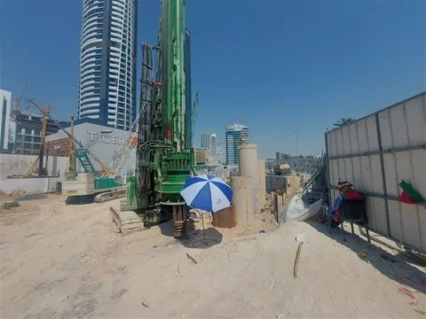 Acube Electra, JVC District 14 construction progress — 2 April 2025, 4.92% complete, photo 1 of 4